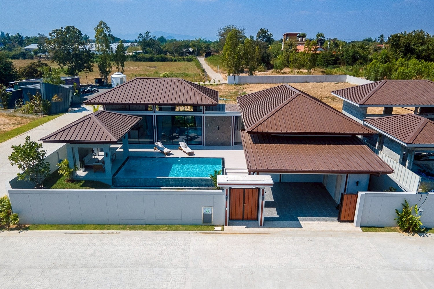 New Modern 3 Bedroom Pool Villa in Hua Hin – For Sale (Pre-Sale)